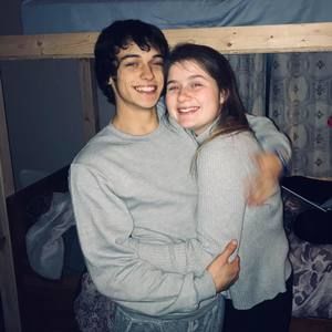 Meet your Posher, Mae